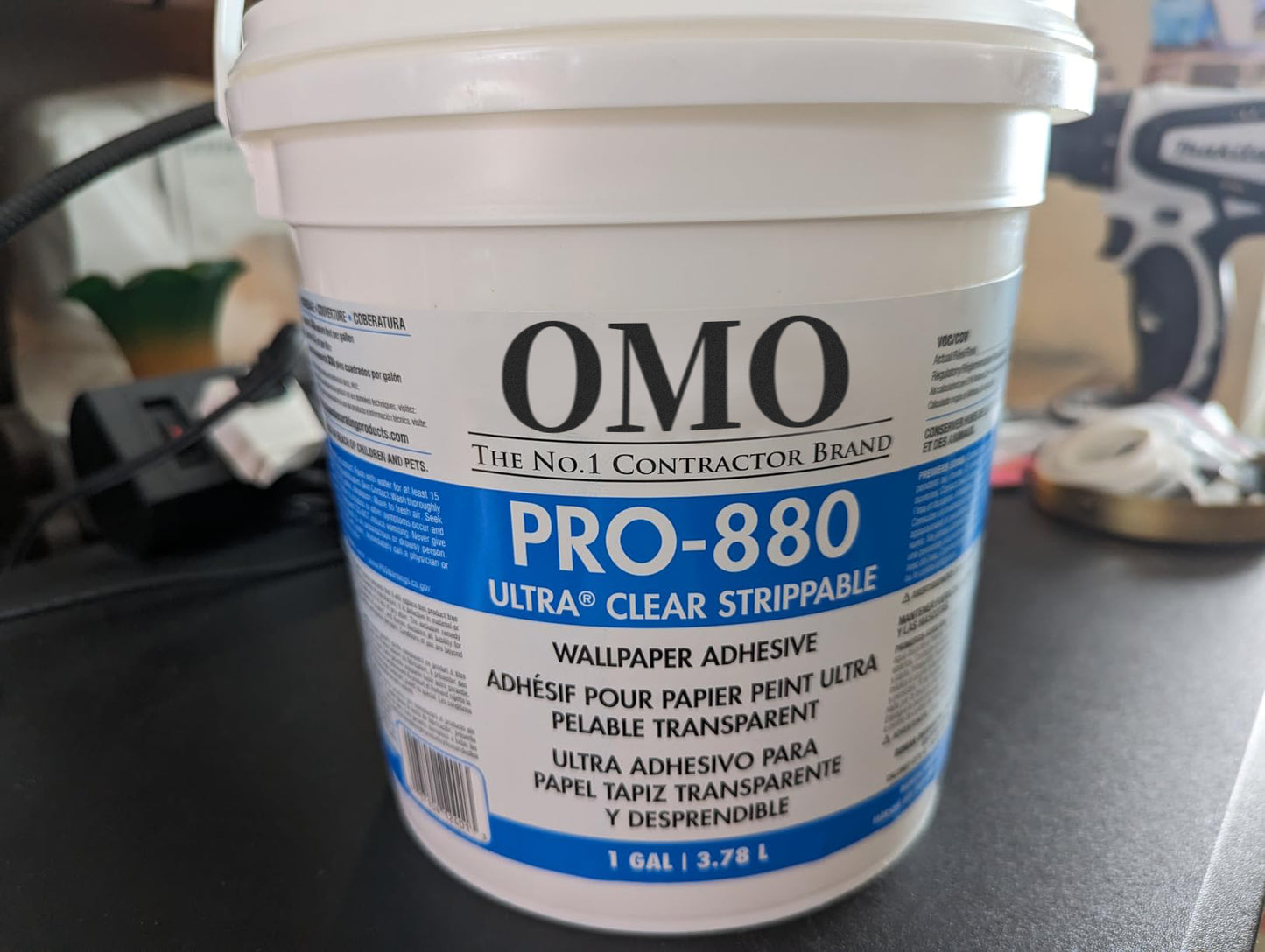 OMO PRO-880 Wallpaper Adhesive & Paste for Any Wallcovering - Ultra Clear Strippable, 1 Gallon(330 sq. ft)